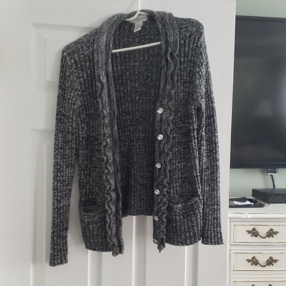 Sweater - Picture 1 of 2